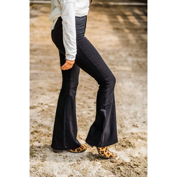 TREAT ME RIGHT FLARED PANTS - Picture 4 of 5